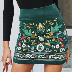 Simplee Floral Embroidered Zip Back Corduroy Skirt